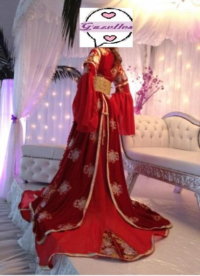 Robe rouge 1
